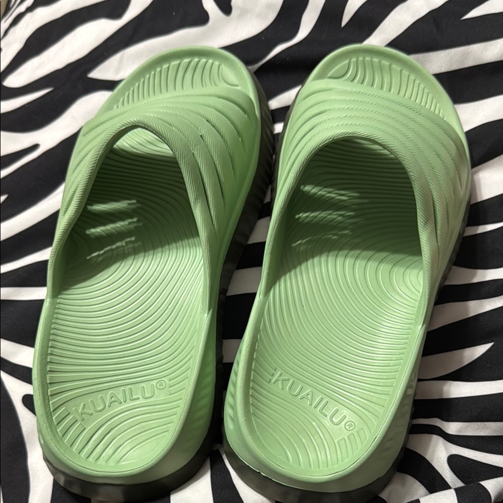Green Nike Slide Sandals with Textured Footbed